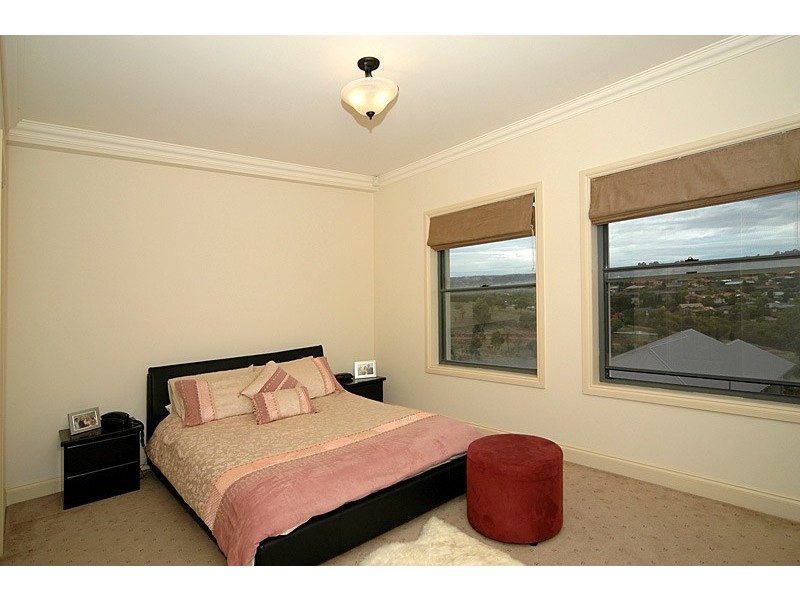 3/4 McCann Place, Greenwith SA 5125