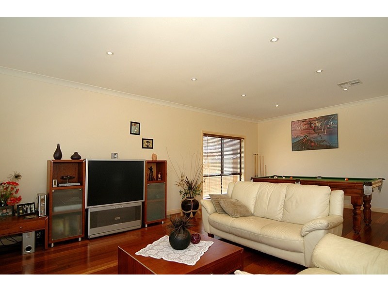 2 Kinross Court, Greenwith SA 5125