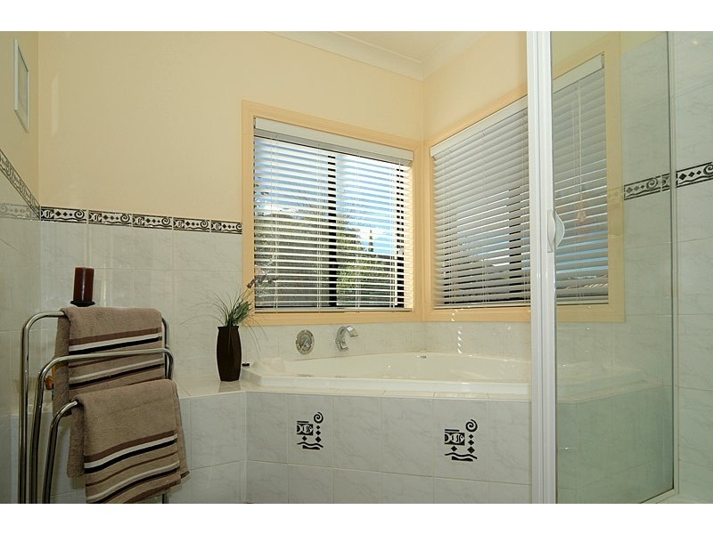 2 Kinross Court, Greenwith SA 5125