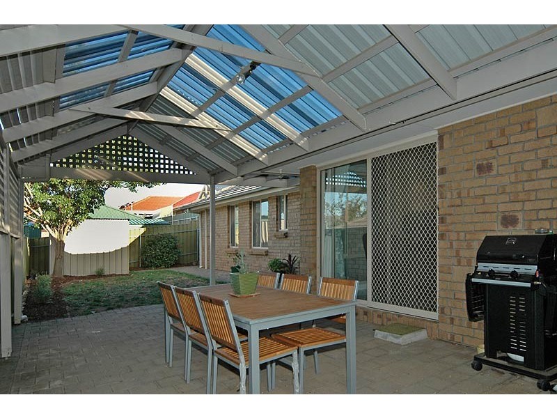 6 Lake Magenta Court, Greenwith SA 5125