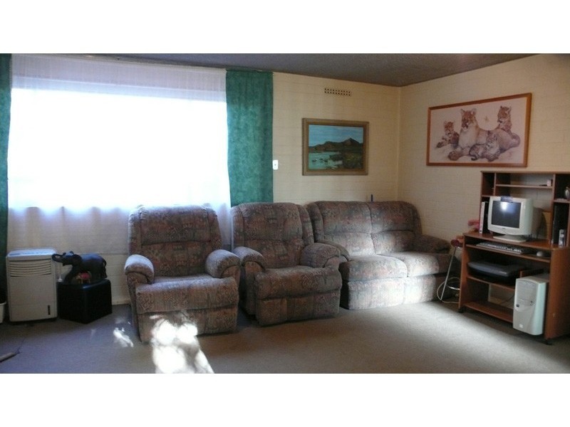 1/2 Thames Crescent, Salisbury East SA 5109