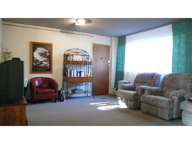 1/2 Thames Crescent, Salisbury East SA 5109