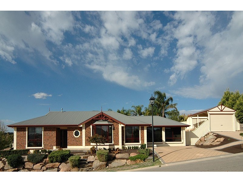 15 Brooklyn Chase, Greenwith SA 5125