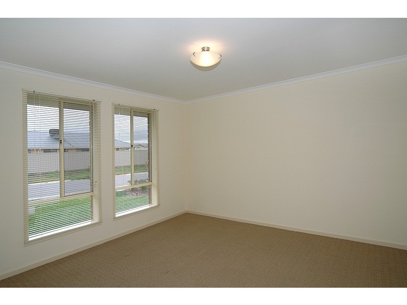 28 Strathpine Street, Salisbury East SA 5109