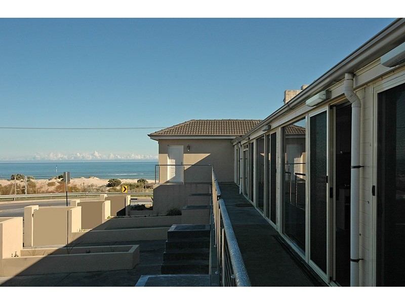 3/1 Esplanade, Semaphore South SA 5019