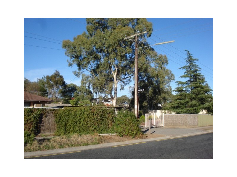 2 May Avenue, Modbury SA 5092