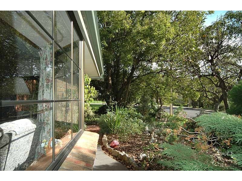 15 Heather Drive, Ridgehaven SA 5097