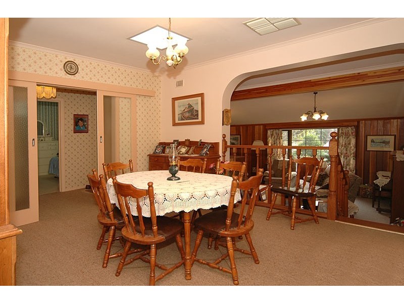 15 Heather Drive, Ridgehaven SA 5097