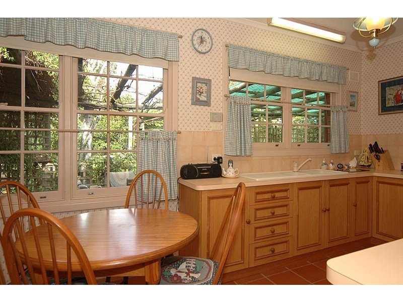 15 Heather Drive, Ridgehaven SA 5097