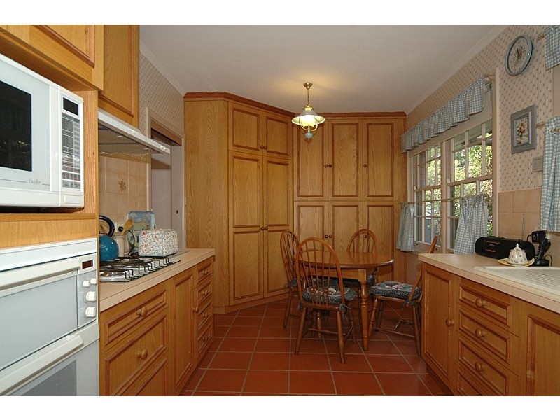 15 Heather Drive, Ridgehaven SA 5097