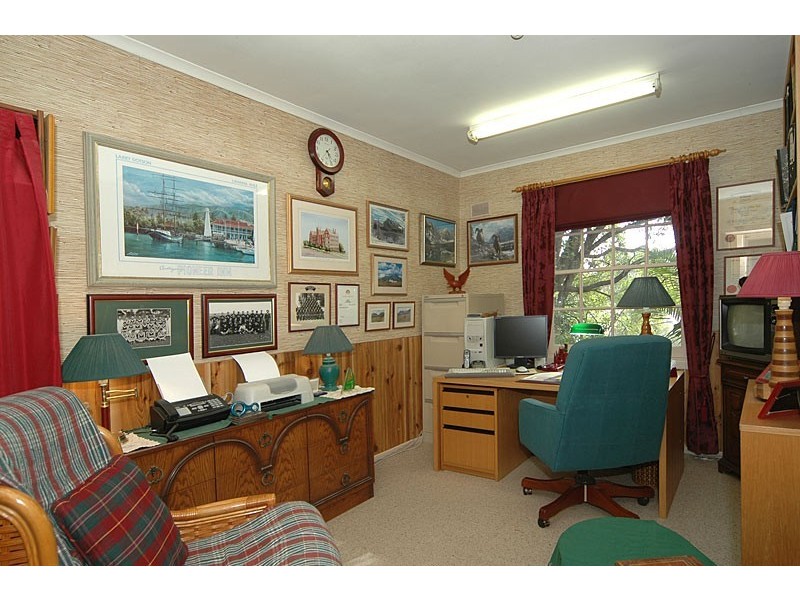 15 Heather Drive, Ridgehaven SA 5097