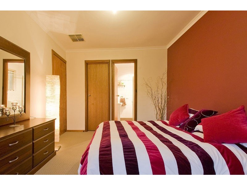 13 Verdant Court, Wynn Vale SA 5127