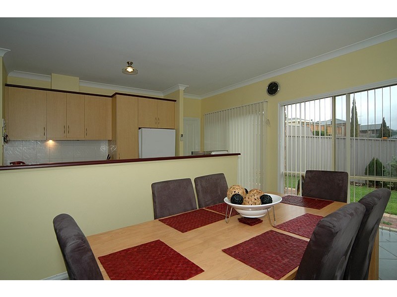 8 Hedgerow Court, Greenwith SA 5125