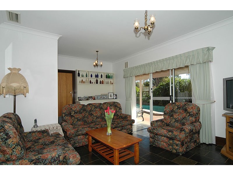 31 Golf Drive, Fairview Park SA 5126