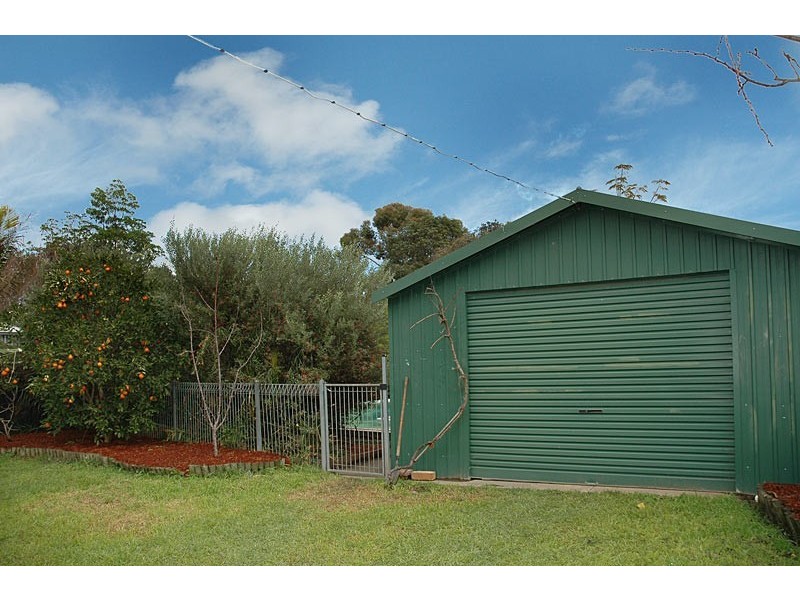 12 Perth Avenue, Valley View SA 5093