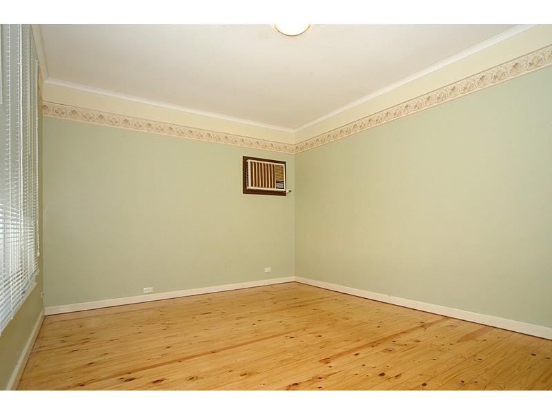 8 Grant Avenue, Ridgehaven SA 5097