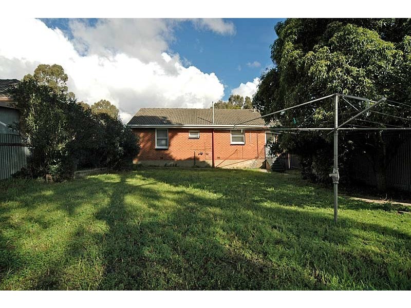 8 Grant Avenue, Ridgehaven SA 5097