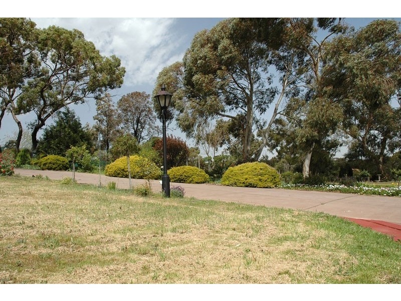 13 Immanuel Drive, Salisbury Heights SA 5109