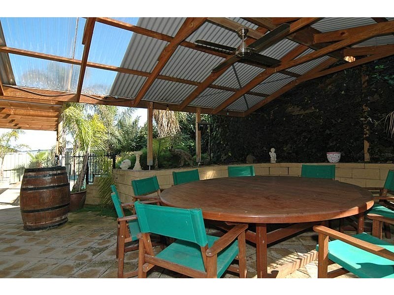 38 Carnoustie Avenue, Fairview Park SA 5126