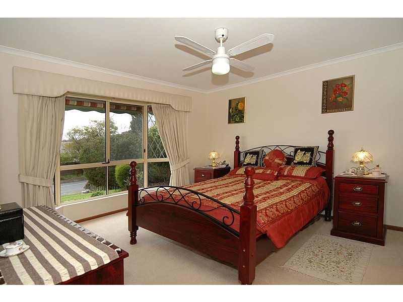 28 Thornton Drive, Greenwith SA 5125