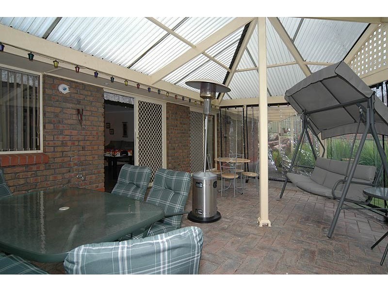28 Thornton Drive, Greenwith SA 5125