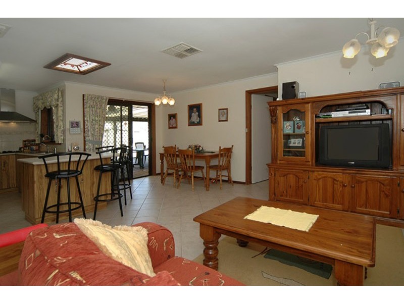 4 Zinfandel Avenue, Wynn Vale SA 5127