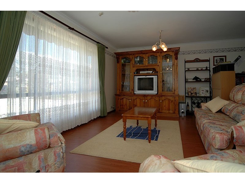4 Zinfandel Avenue, Wynn Vale SA 5127