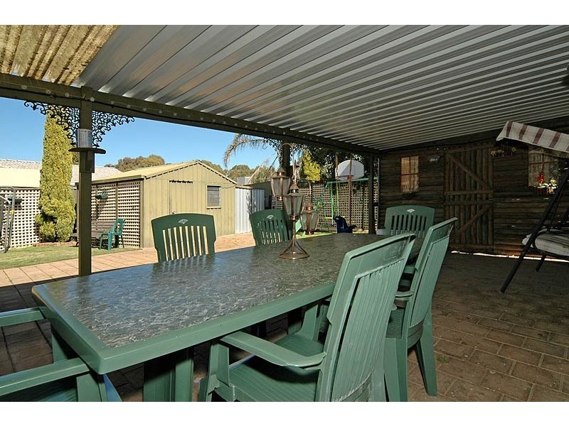 4 Zinfandel Avenue, Wynn Vale SA 5127