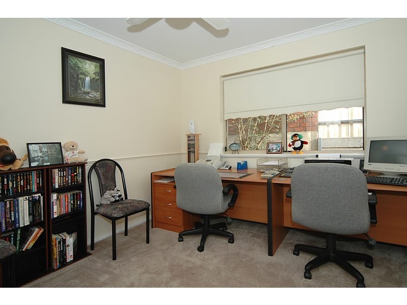 21 Lake Maurice Place, Greenwith SA 5125