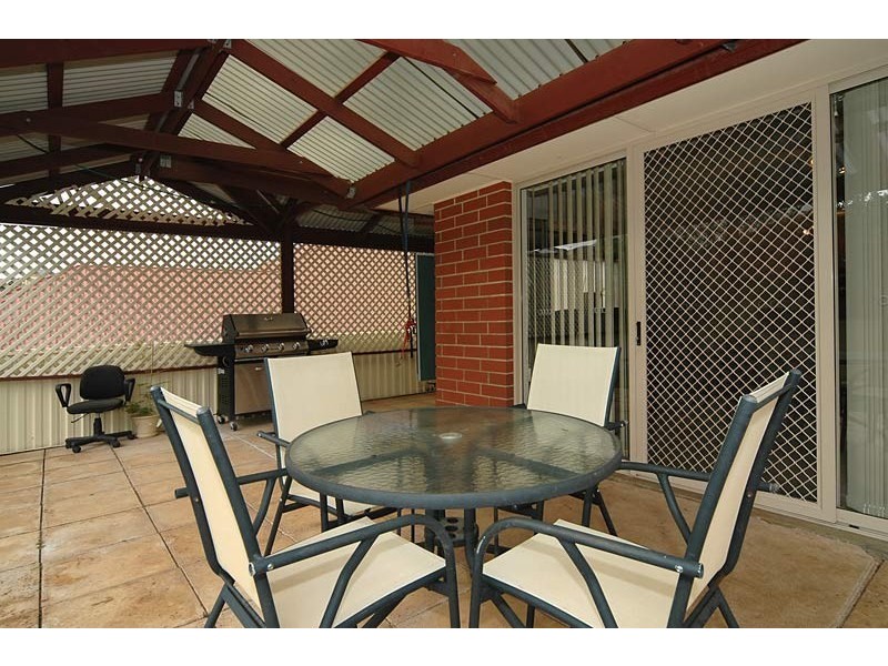 21 Lake Maurice Place, Greenwith SA 5125