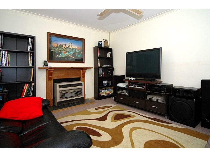 18 Alawoona Road, Munno Para SA 5115