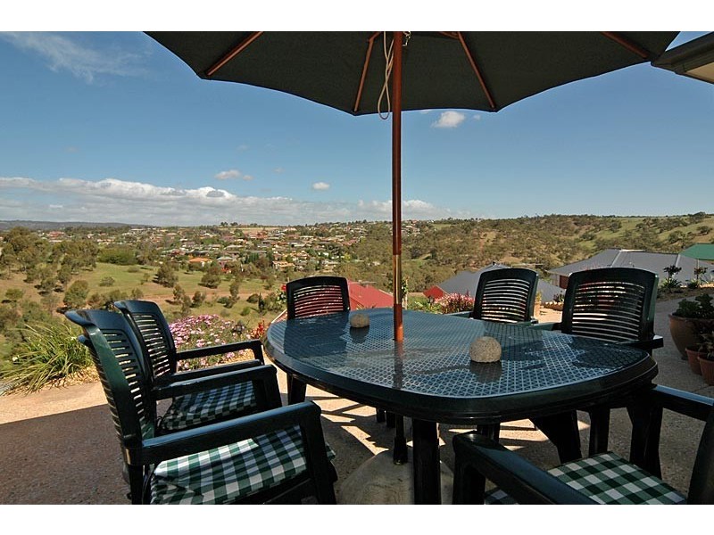 23 Reordan Drive, Greenwith SA 5125