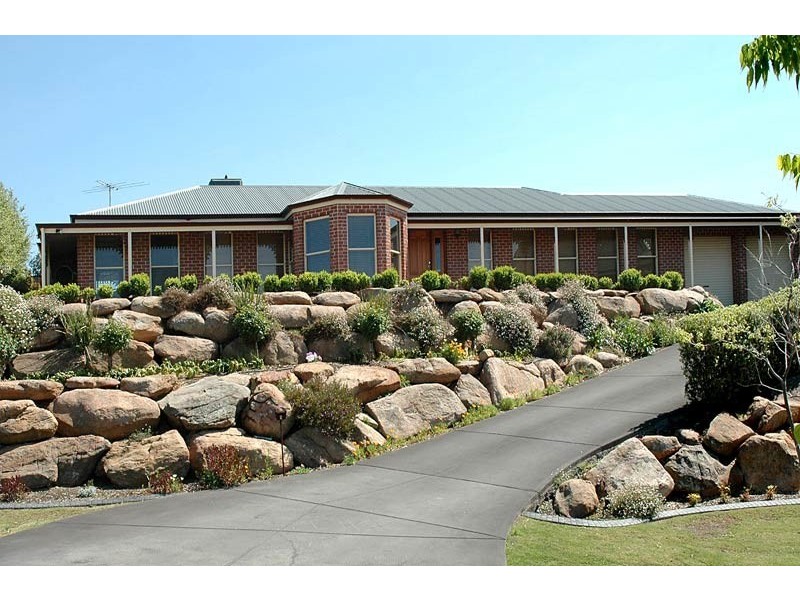 9 Chapel Hill Road, Greenwith SA 5125