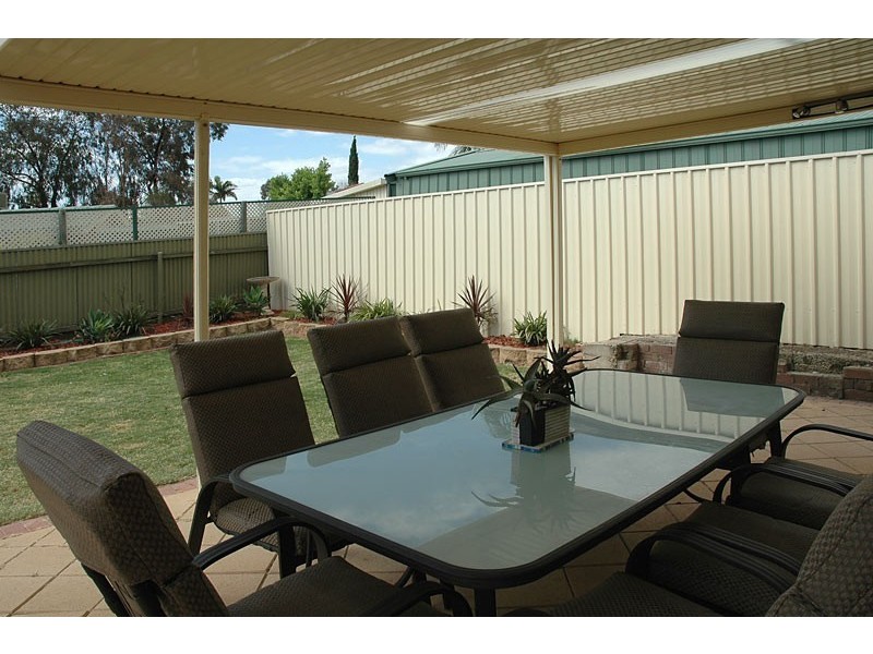 28 Allchurch Avenue, Redwood Park SA 5097