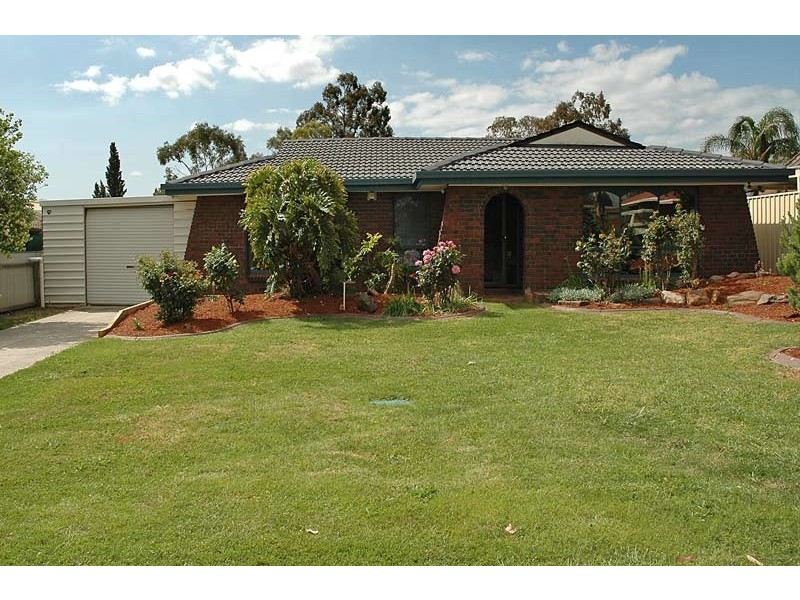 28 Allchurch Avenue, Redwood Park SA 5097