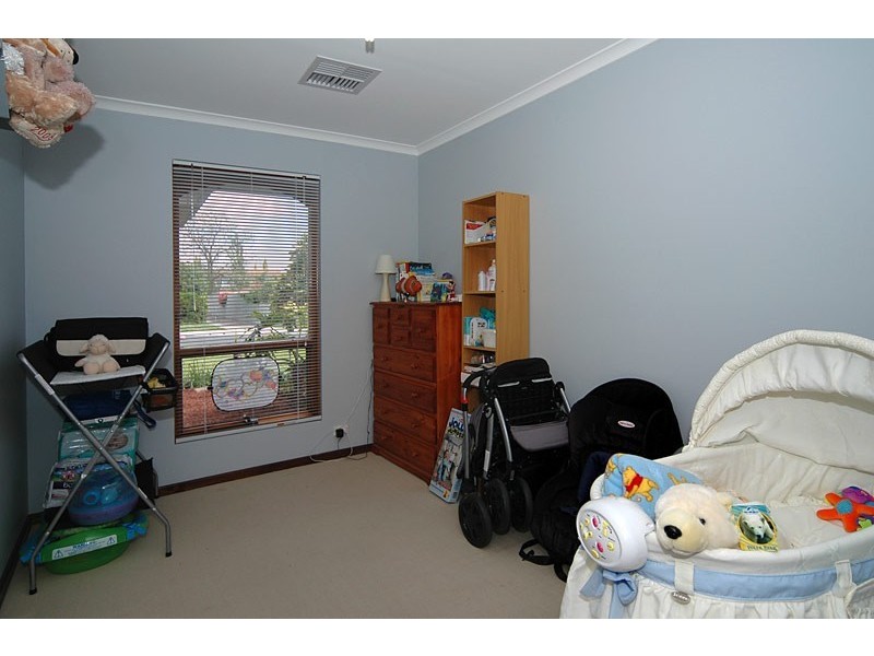 28 Allchurch Avenue, Redwood Park SA 5097