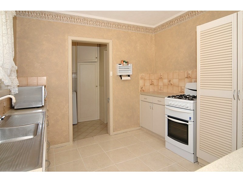 7 Lema Avenue, Fairview Park SA 5126