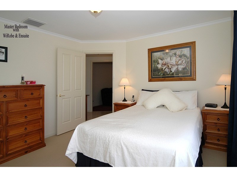 9 Raven Court, Wynn Vale SA 5127