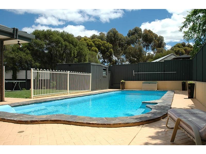 9 Raven Court, Wynn Vale SA 5127