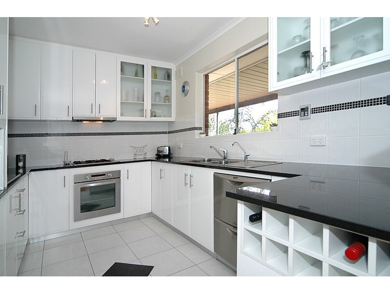 10 Grevillea Drive, Banksia Park SA 5091