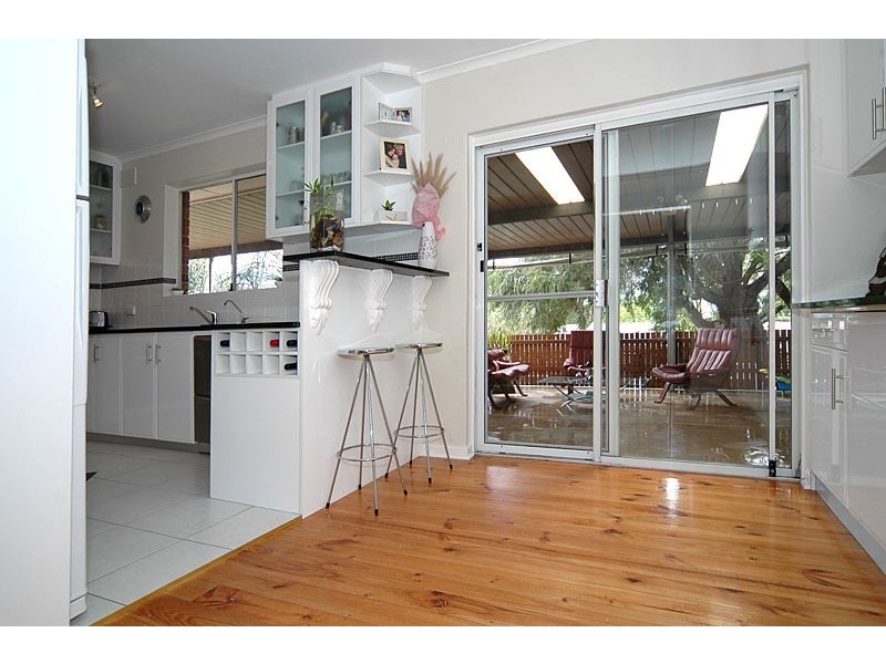 10 Grevillea Drive, Banksia Park SA 5091