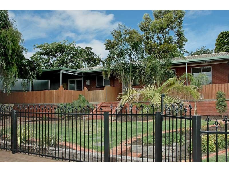 10 Grevillea Drive, Banksia Park SA 5091