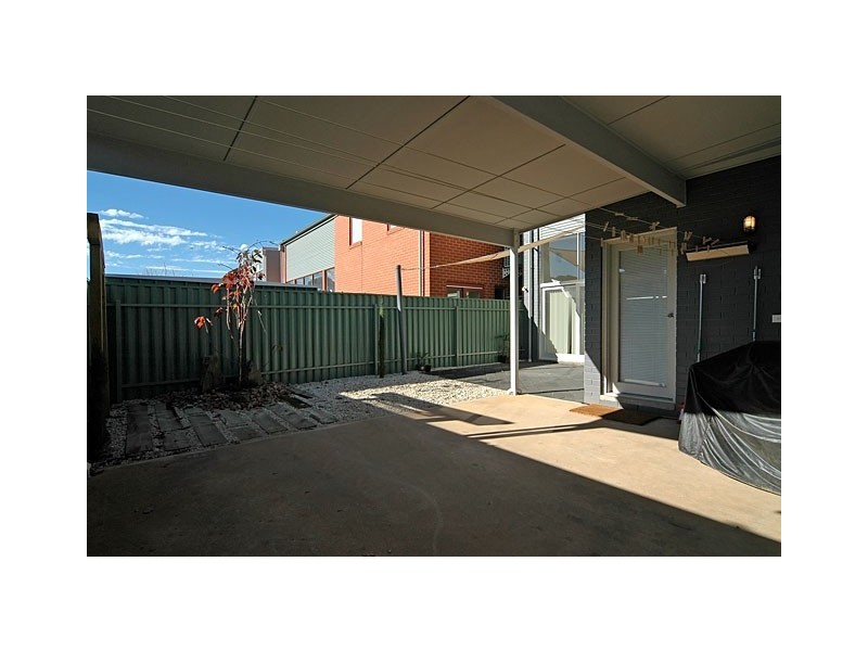 2 Shipsters Lane, Mawson Lakes SA 5095