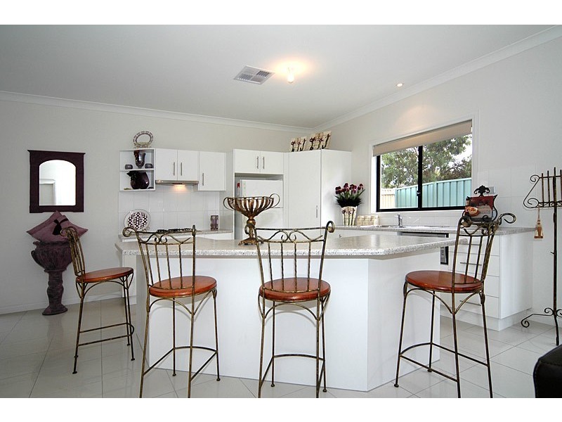 198 Sanctuary Drive, Mawson Lakes SA 5095