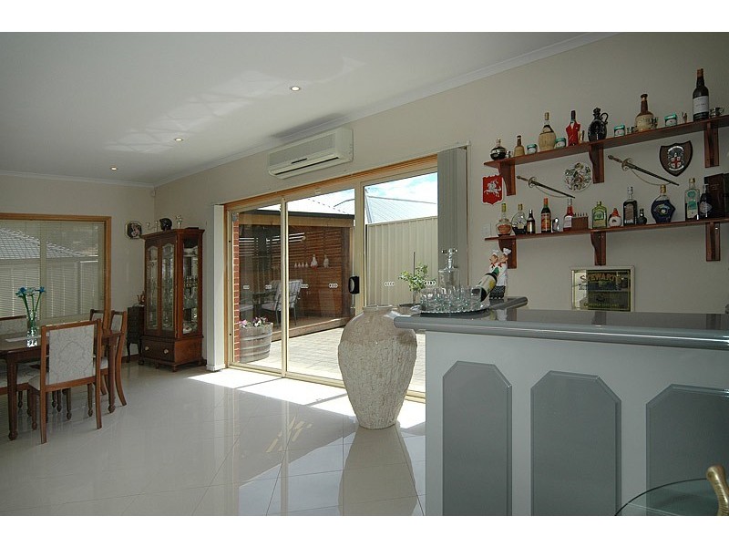 8 Dublin Place, Golden Grove SA 5125