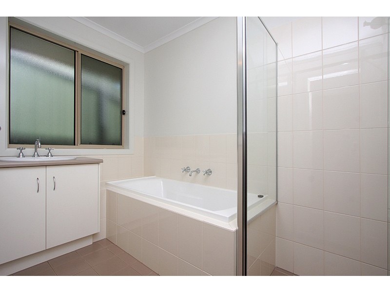 3A & 3B Goodwin Circuit, Para Hills SA 5096