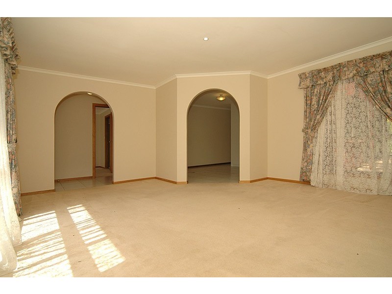 4 Donovan Street, Greenwith SA 5125