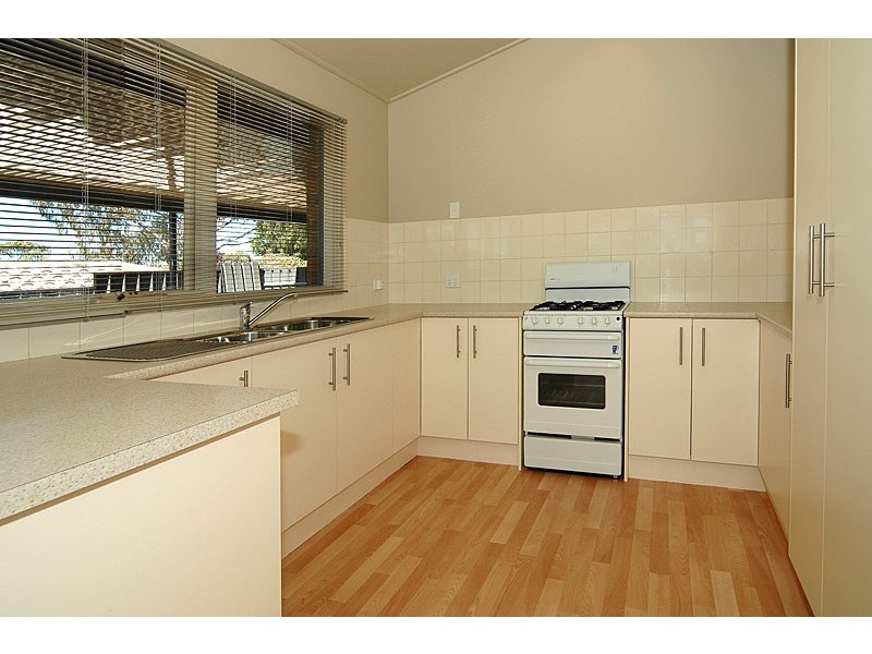 2 Chardonnay Crescent, Wynn Vale SA 5127