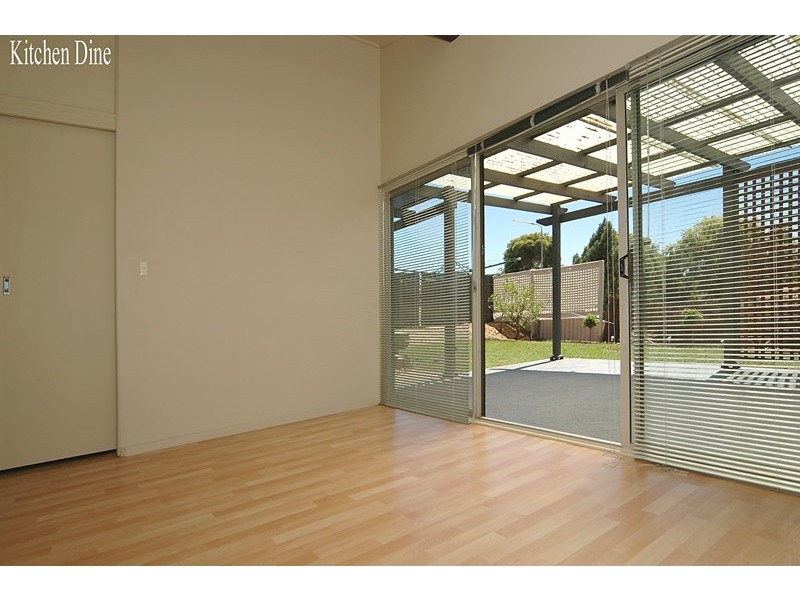 2 Chardonnay Crescent, Wynn Vale SA 5127