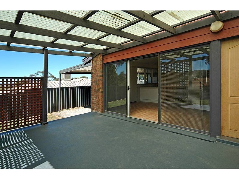 2 Chardonnay Crescent, Wynn Vale SA 5127